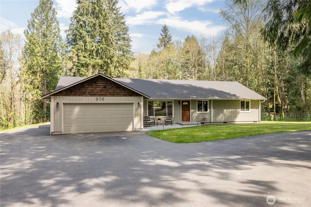 976 Sandy Bend Road Castle Rock WA 98611