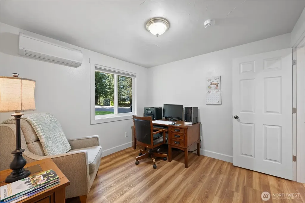 976 Sandy Bend Road Castle Rock WA 98611