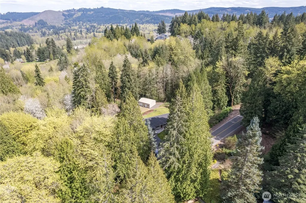 976 Sandy Bend Road Castle Rock WA 98611