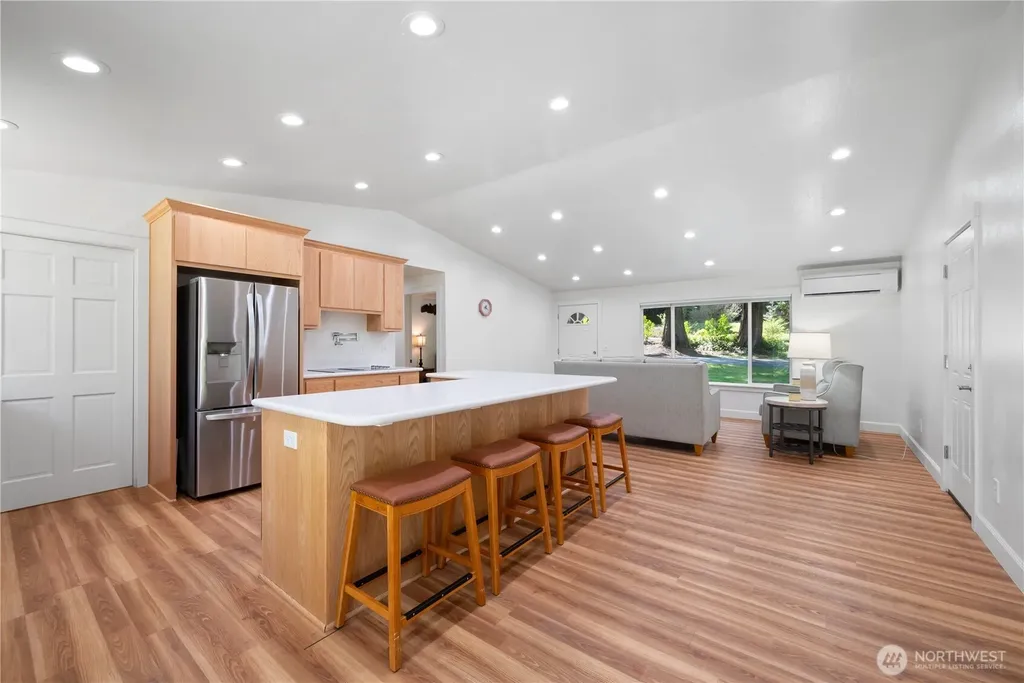 976 Sandy Bend Road Castle Rock WA 98611