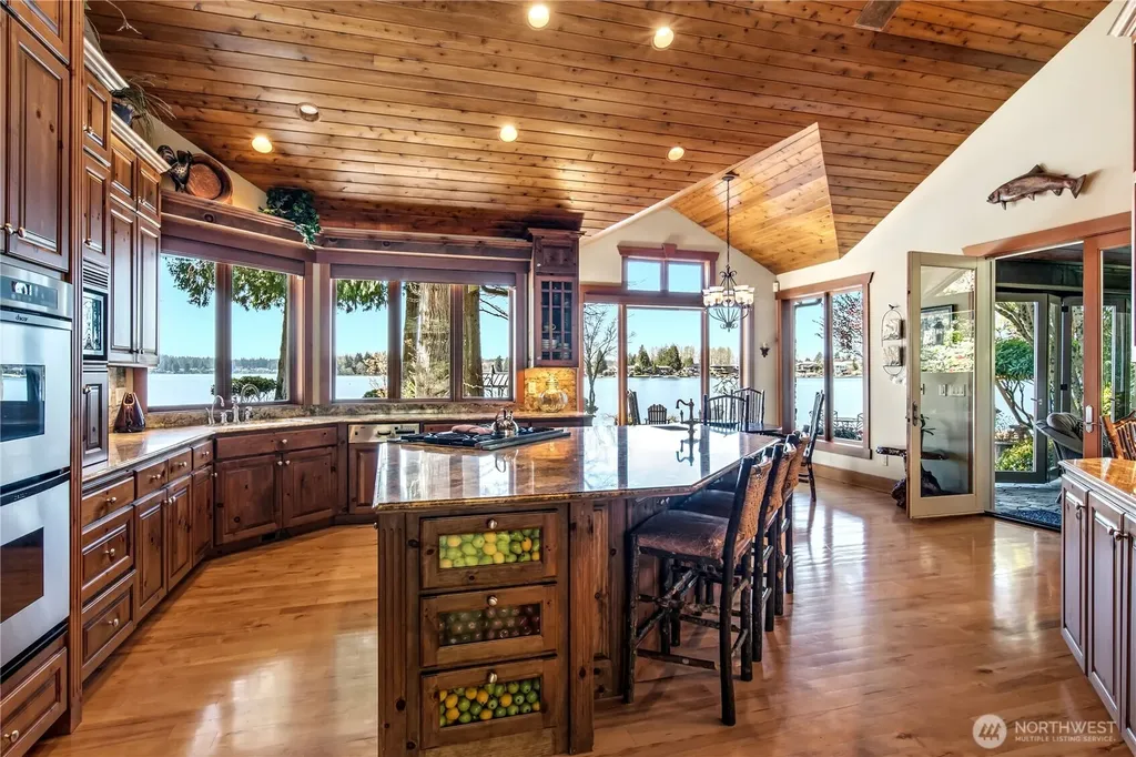 21102 Snag Island Drive E Lake Tapps WA 98391