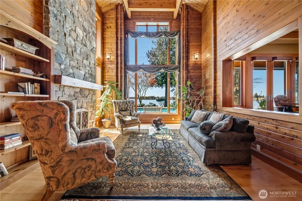 21102 Snag Island Drive E Lake Tapps WA 98391