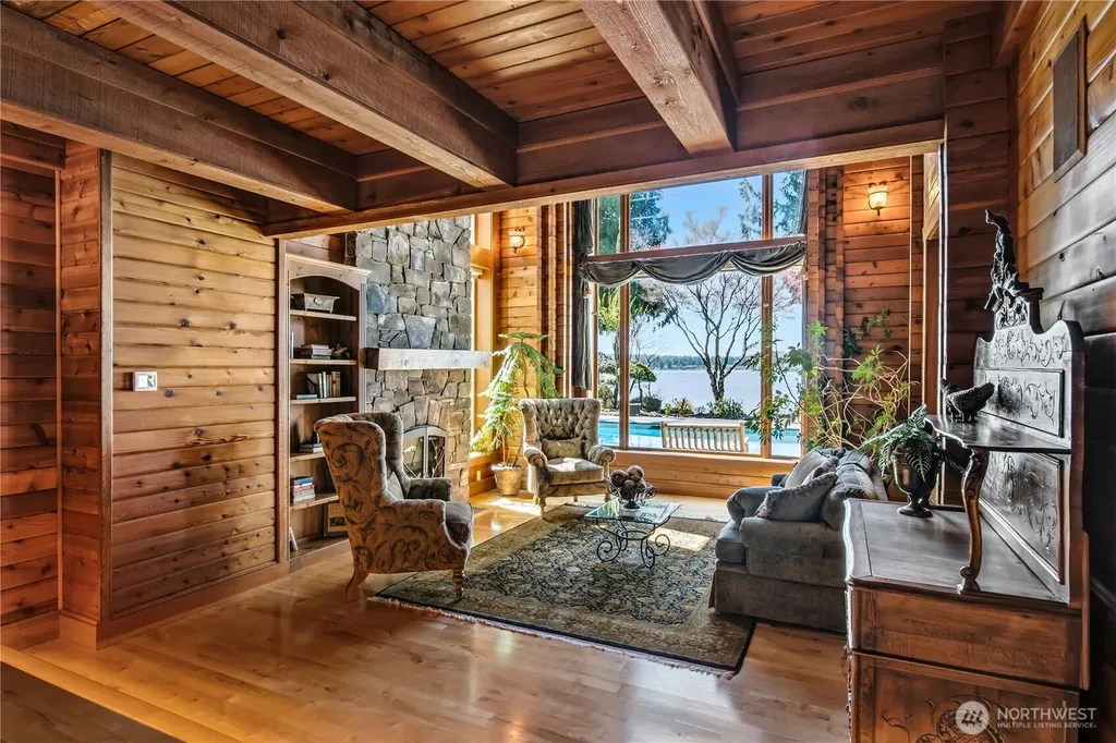 21102 Snag Island Drive E Lake Tapps WA 98391
