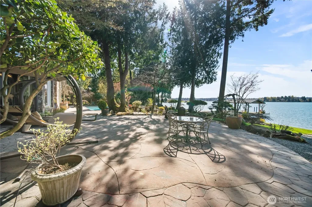 21102 Snag Island Drive E Lake Tapps WA 98391