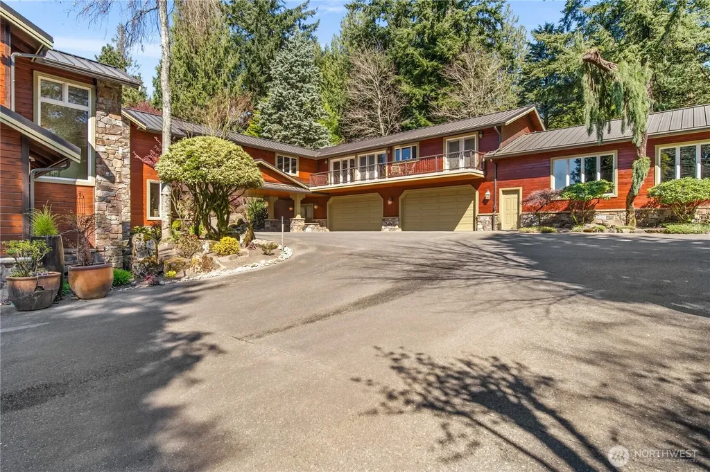 21102 Snag Island Drive E Lake Tapps WA 98391
