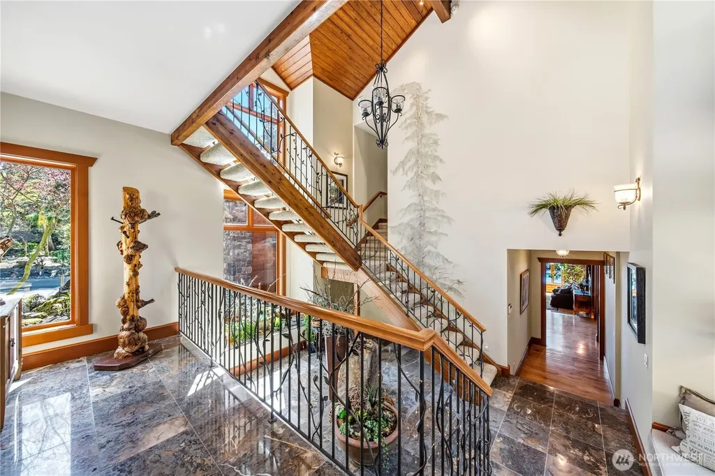 21102 Snag Island Drive E Lake Tapps WA 98391