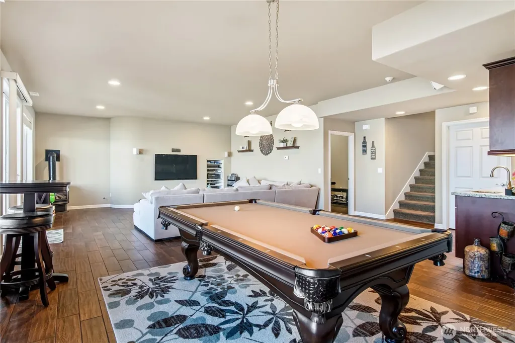4915 Jenks Point Way E Lake Tapps WA 98391