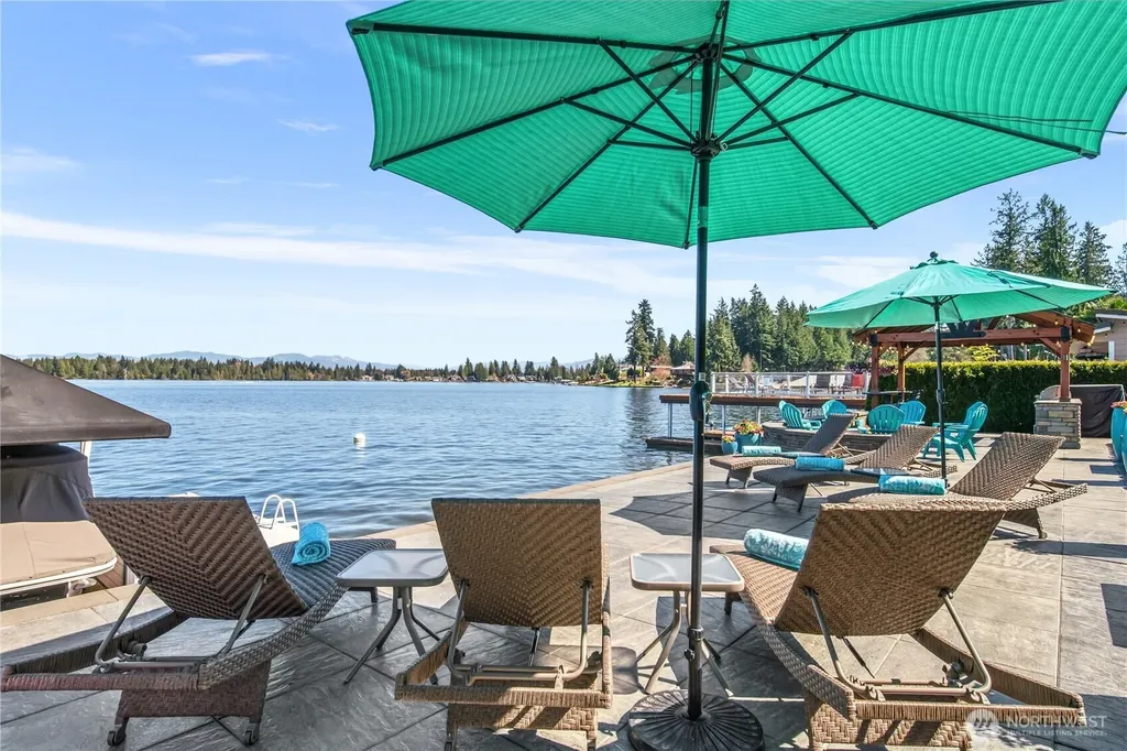 4915 Jenks Point Way E Lake Tapps WA 98391