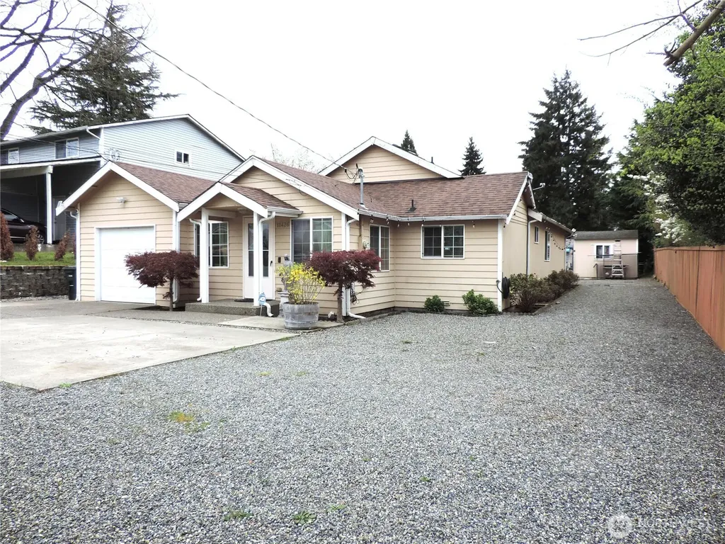 11426 15th Avenue SW Seattle WA 98146