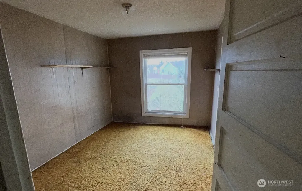 201 Emerson Avenue Hoquiam WA 98550