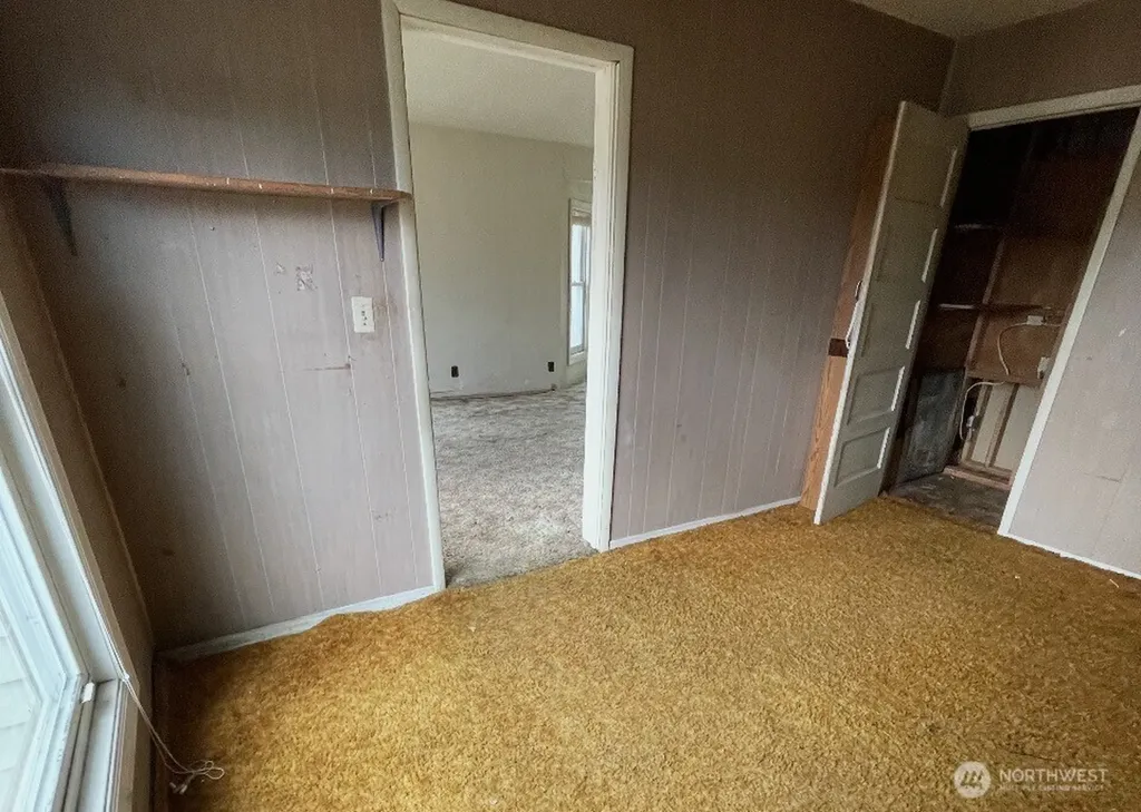 201 Emerson Avenue Hoquiam WA 98550