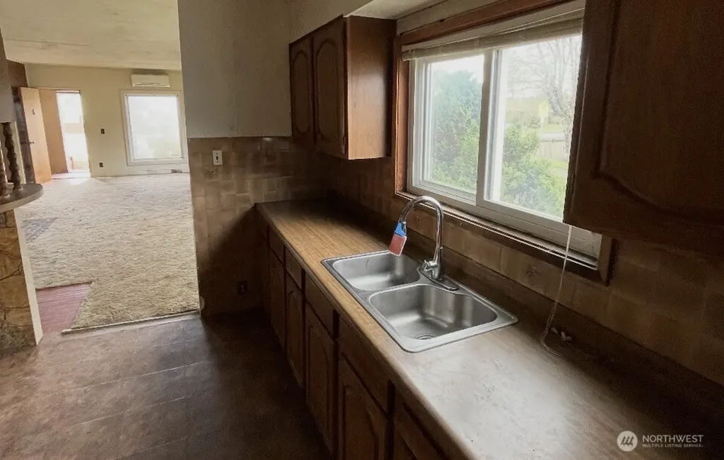 201 Emerson Avenue Hoquiam WA 98550