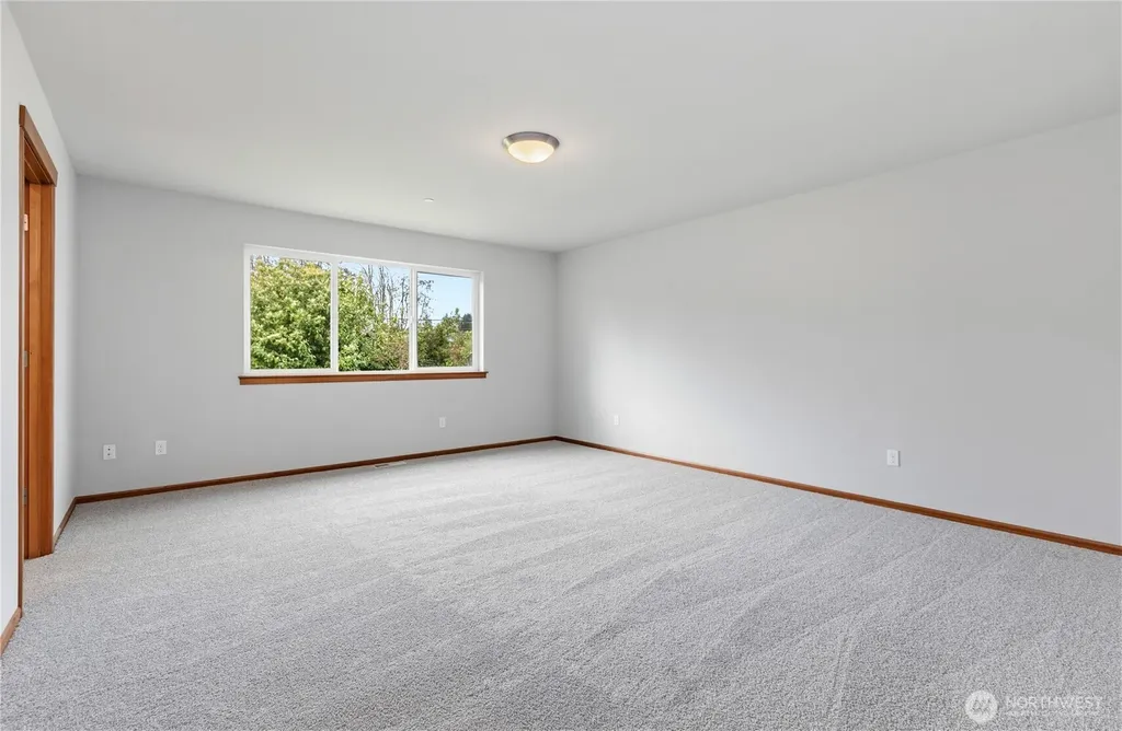 2906 S 135th Street Tukwila WA 98168