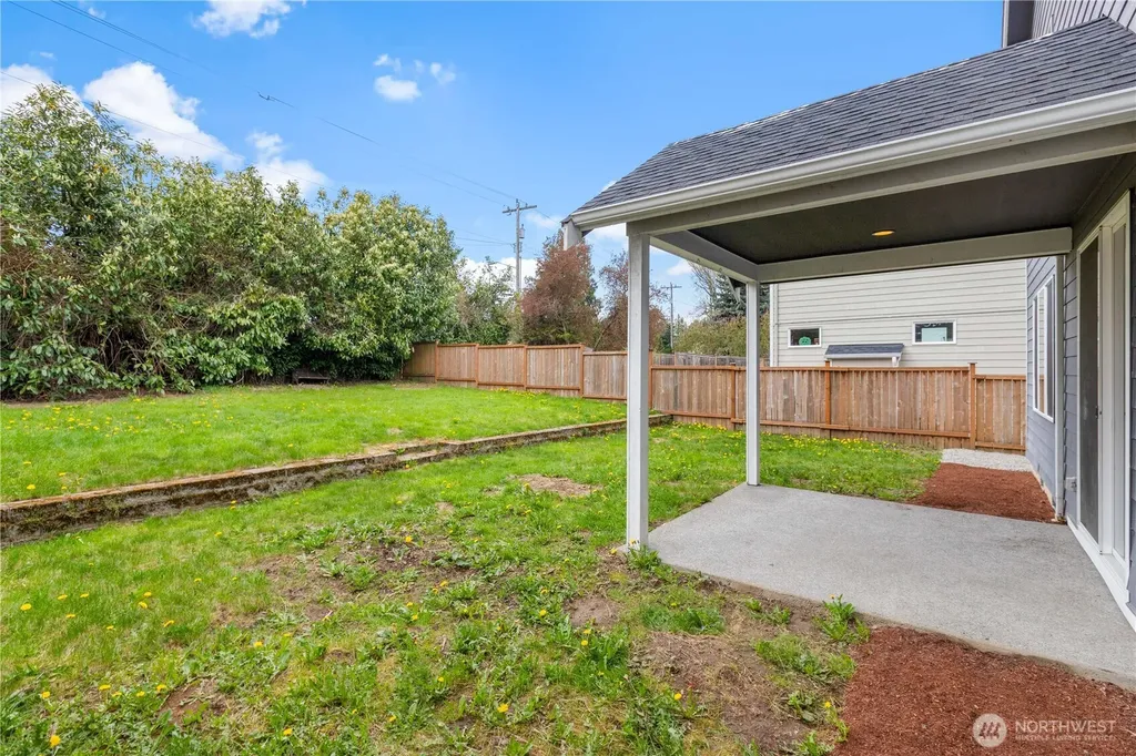 2906 S 135th Street Tukwila WA 98168