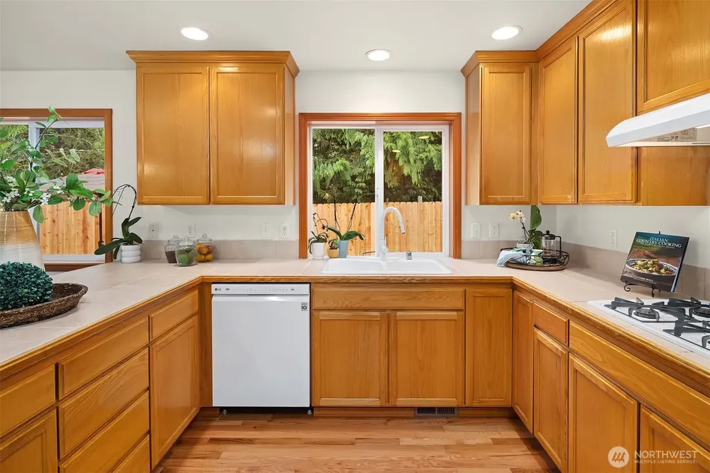 1102 185th Street SE Bothell WA 98012