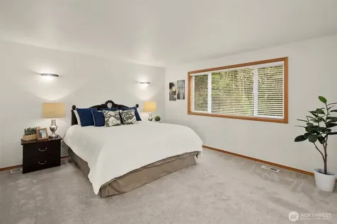 1102 185th Street SE Bothell WA 98012