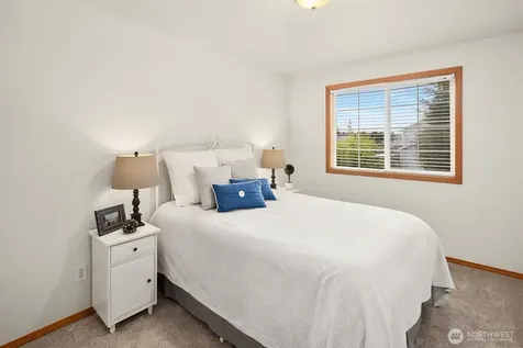 1102 185th Street SE Bothell WA 98012