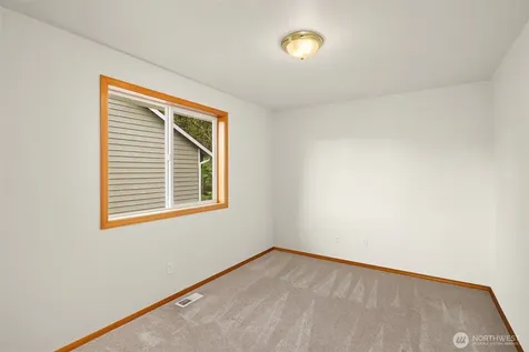 1102 185th Street SE Bothell WA 98012