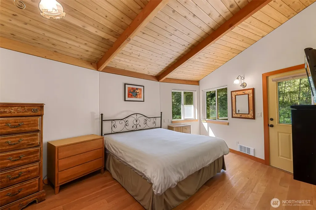3807 E Smith Road Bellingham WA 98226