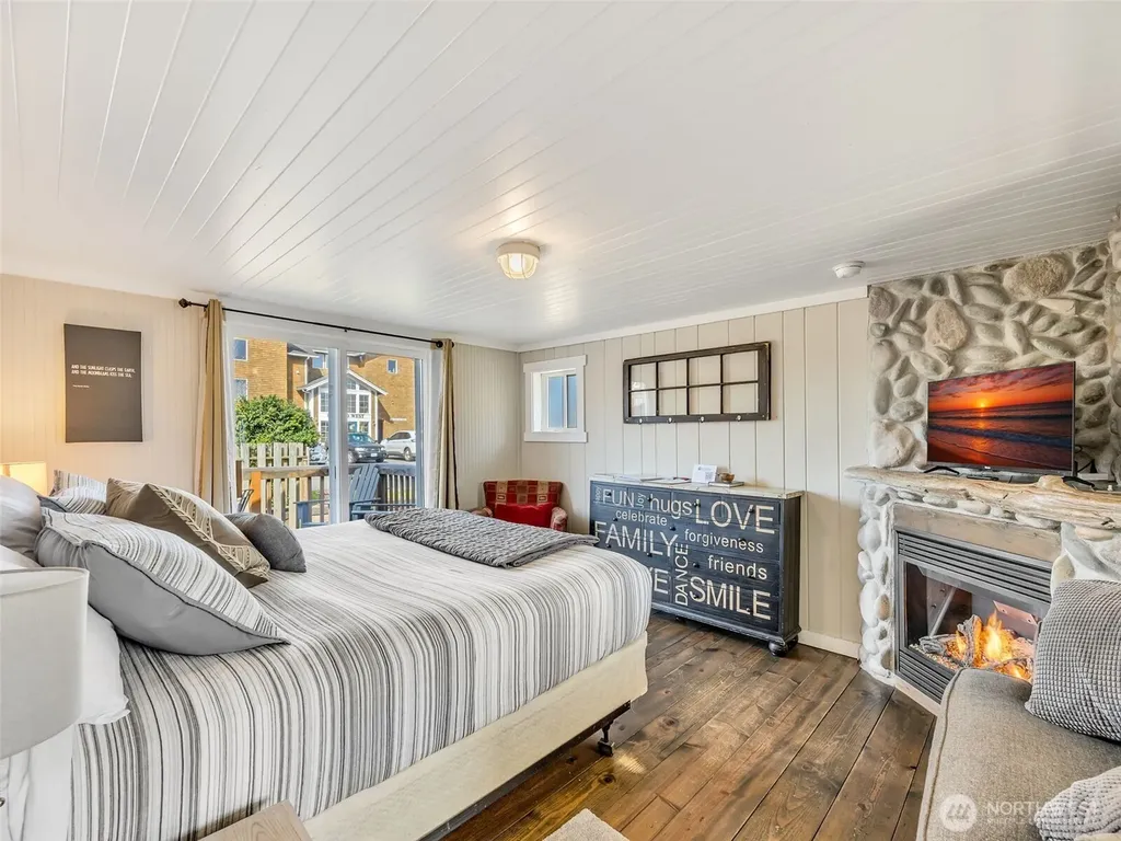 105 Ocean Beach Boulevard Long Beach WA 98631