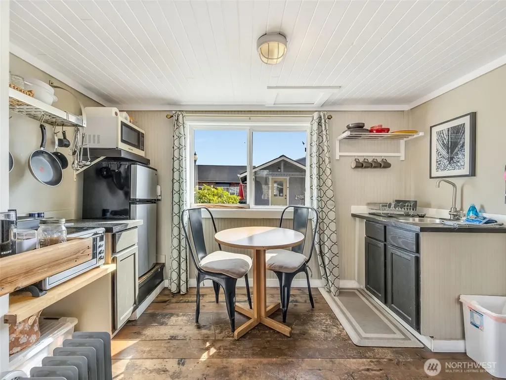 105 Ocean Beach Boulevard Long Beach WA 98631