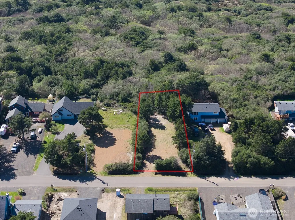 319 Sand Dune Avenue NW Ocean Shores WA 98569