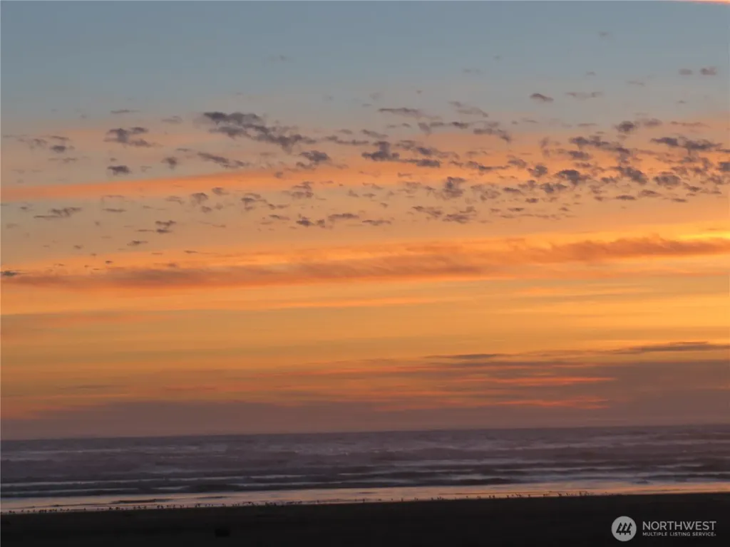 319 Sand Dune Avenue NW Ocean Shores WA 98569