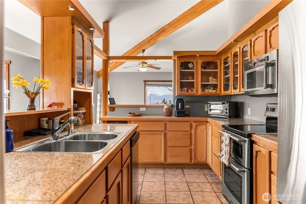 30 Tamarack Trail Oroville WA 98844