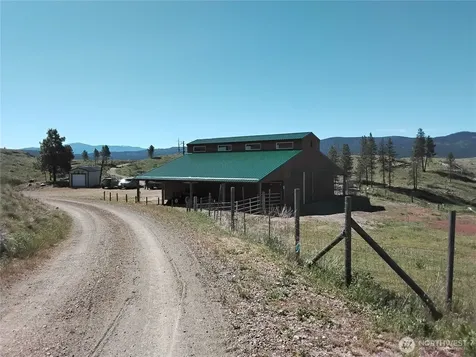 30 Tamarack Trail Oroville WA 98844