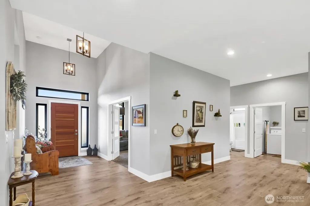 8802 Line Road Lynden WA 98264