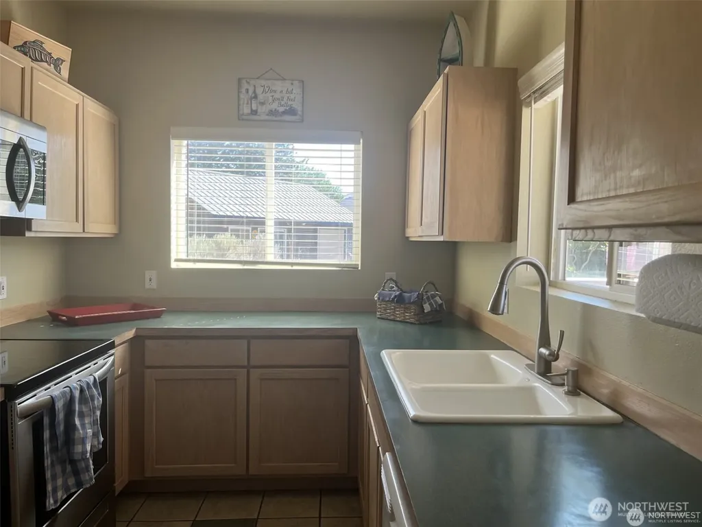 312 SW River Drive Quincy WA 98848