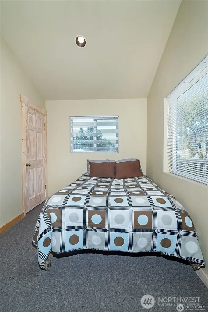 312 SW River Drive Quincy WA 98848