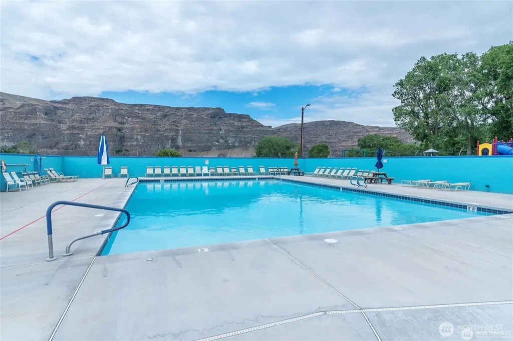 312 SW River Drive Quincy WA 98848