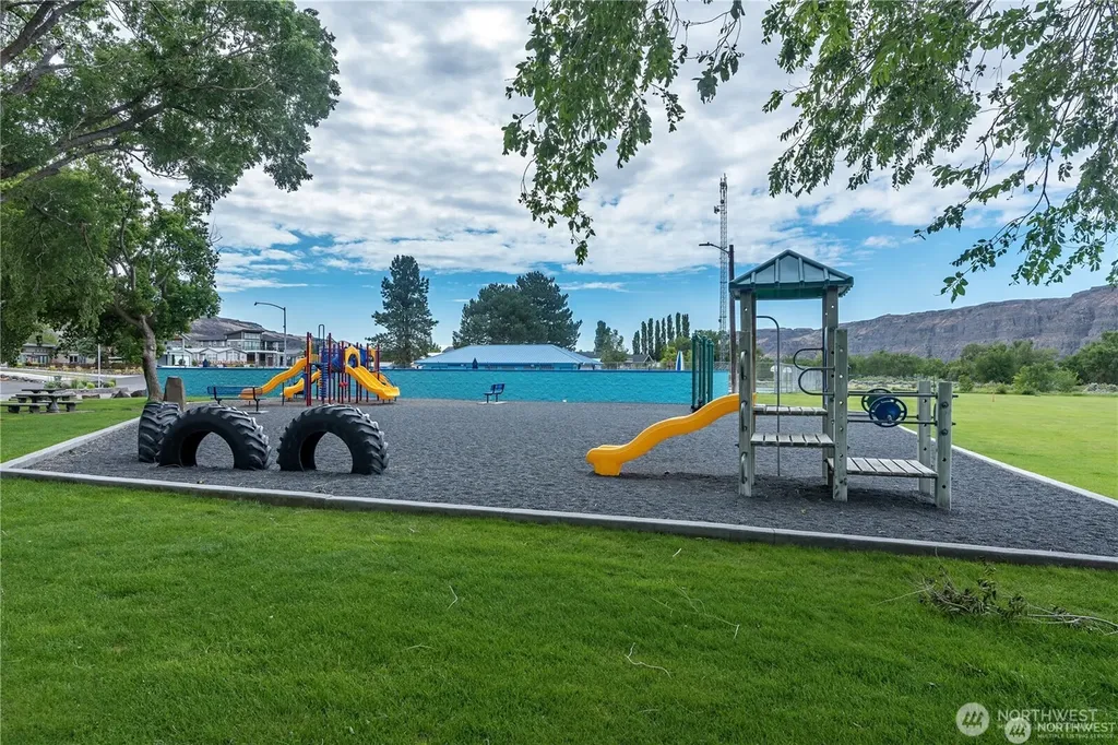 312 SW River Drive Quincy WA 98848