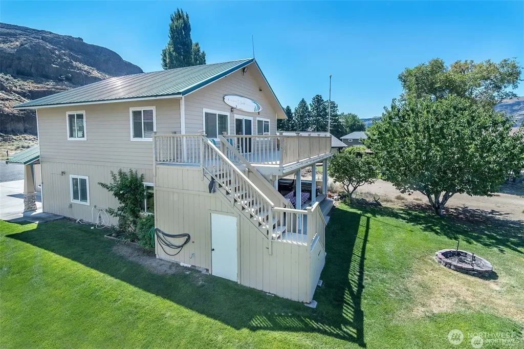 312 SW River Drive Quincy WA 98848