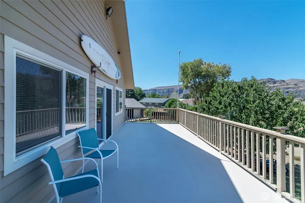 312 SW River Drive Quincy WA 98848