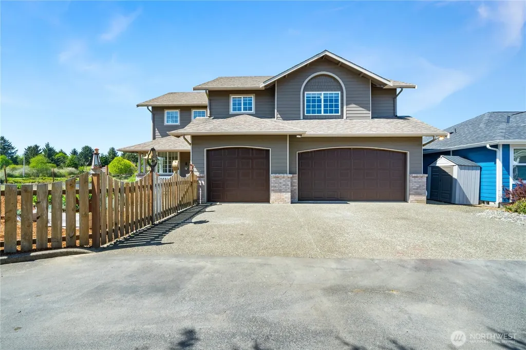 511 E Chance A La Mer NE Ocean Shores WA 98569