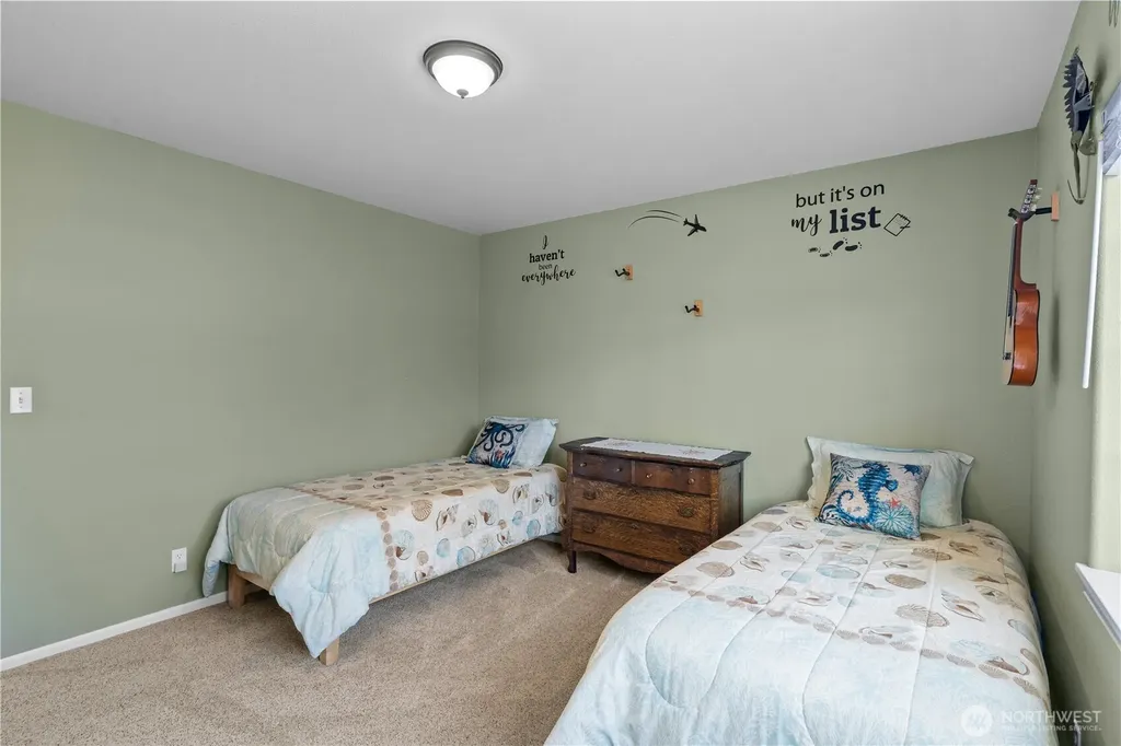 511 E Chance A La Mer NE Ocean Shores WA 98569