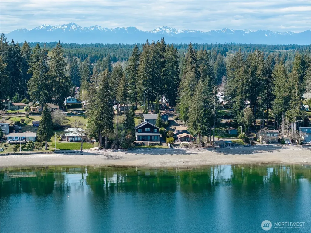 630 E Treasure Island Drive Allyn WA 98524