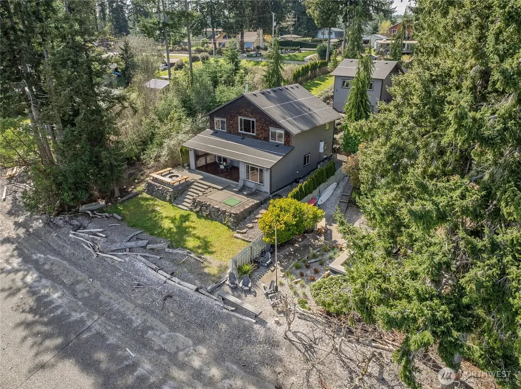 630 E Treasure Island Drive Allyn WA 98524