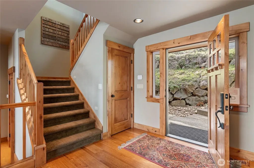 630 E Treasure Island Drive Allyn WA 98524