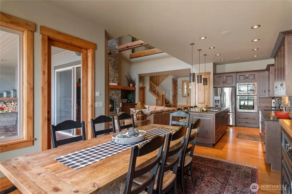 630 E Treasure Island Drive Allyn WA 98524