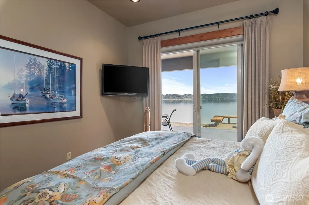 630 E Treasure Island Drive Allyn WA 98524