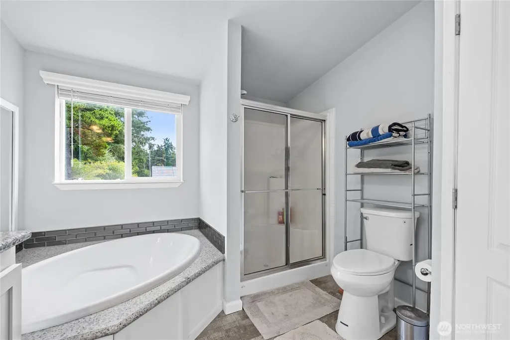 1225 204th Lane Ocean Park WA 98640
