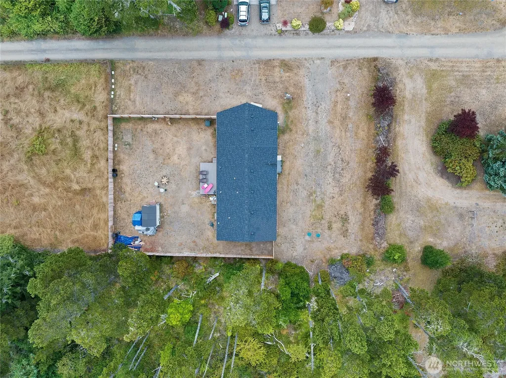 1225 204th Lane Ocean Park WA 98640