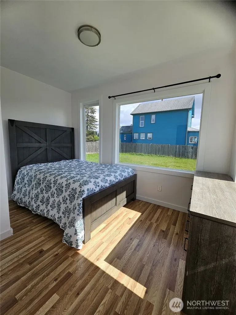 616 W 1st Street Aberdeen WA 98520