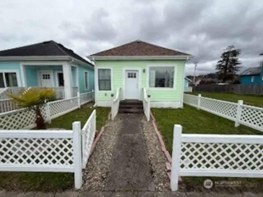 616 W 1st Street Aberdeen WA 98520