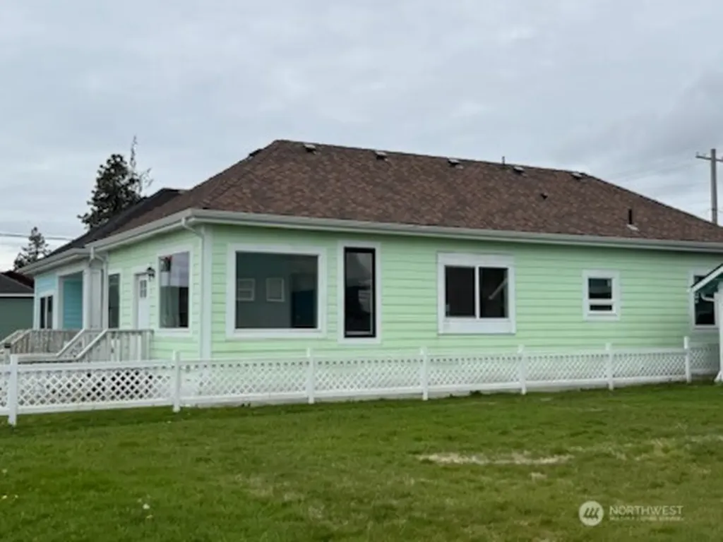 616 W 1st Street Aberdeen WA 98520