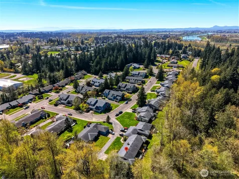 2901 Club Court Mount Vernon WA 98273