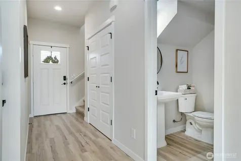 1564 S 28th Street Tacoma WA 98409